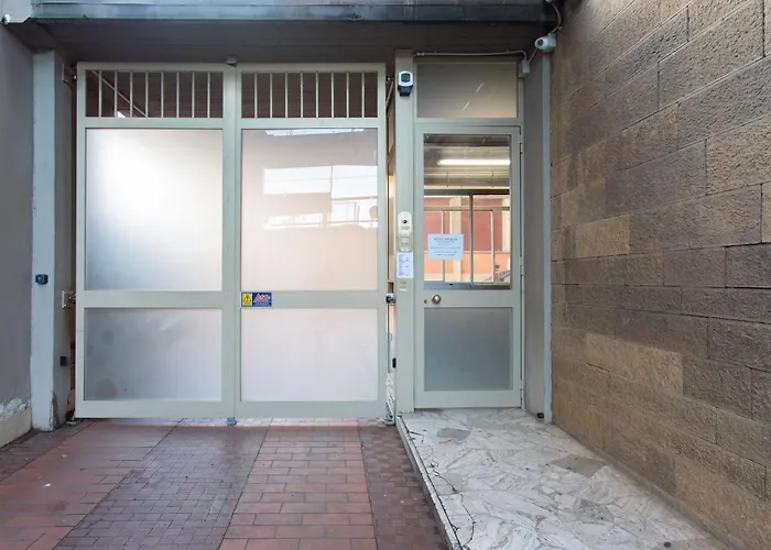 Guesthost - Santa Maria Novella Charming 佛罗伦萨